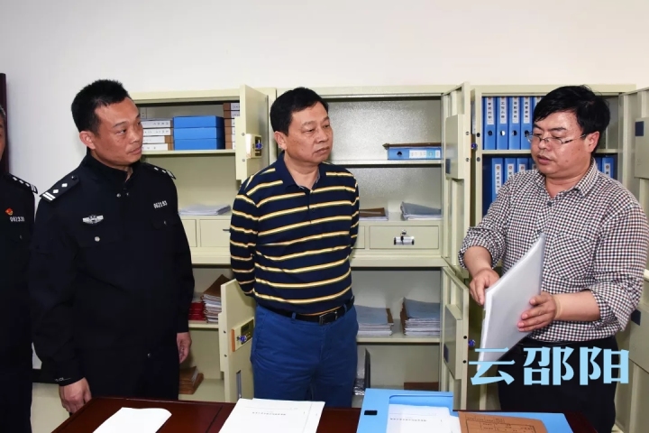 邵阳市公安局督导扫黑除恶工作