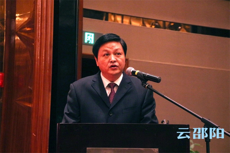 市委常委,市委秘书长李万千讲话