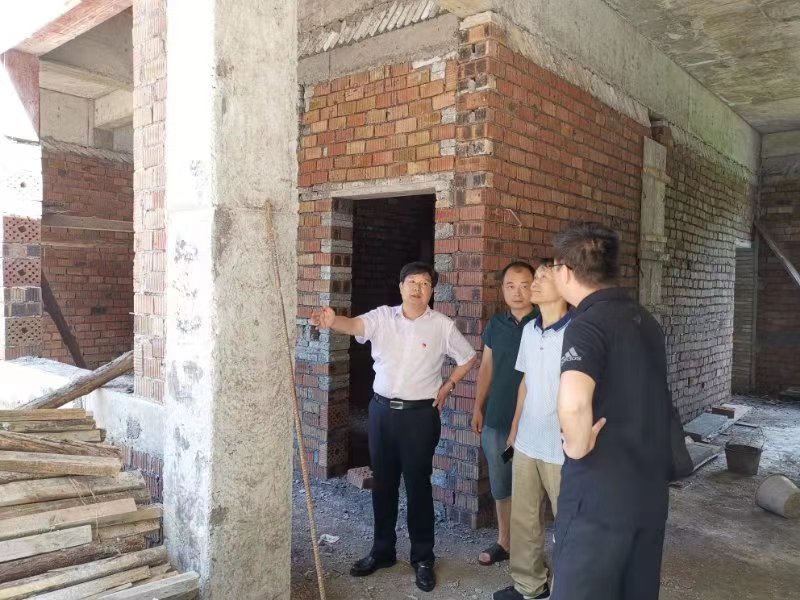 李桂楚局长到扶贫联系点调研驻村帮扶工作