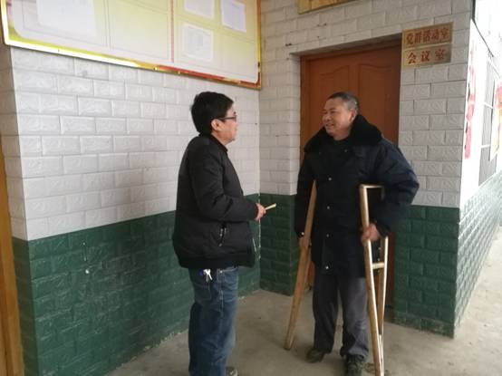 邵阳市科技局、地震局开展扶贫慰问活动(图1)