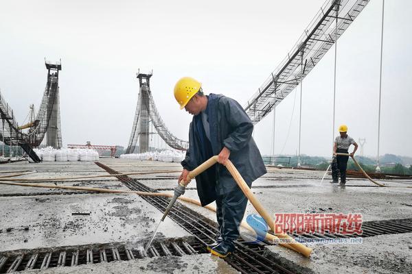 邵阳桂花大桥桥面实现合龙 桥梁主体工程完成95%(图2)