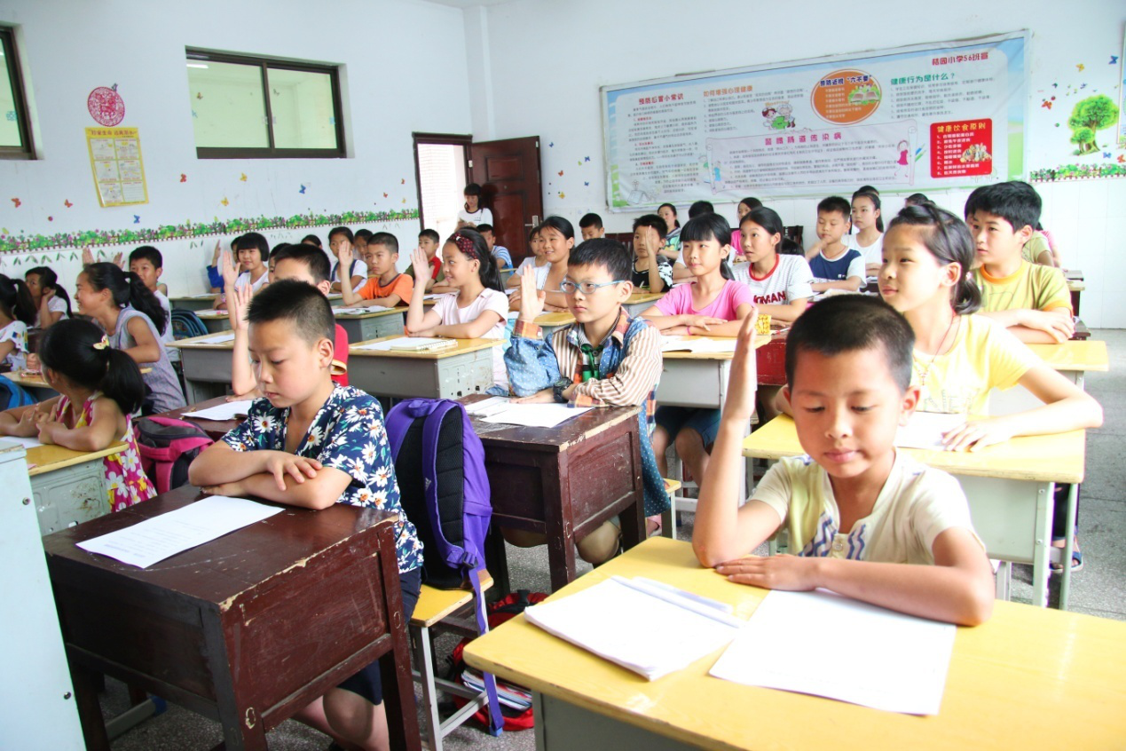 邵阳城乡居保宣传出新招 孩子们竞相来当小讲解员(图3)