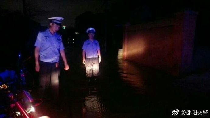 邵阳市公安3500警力打响“邵阳保卫战”(图1)