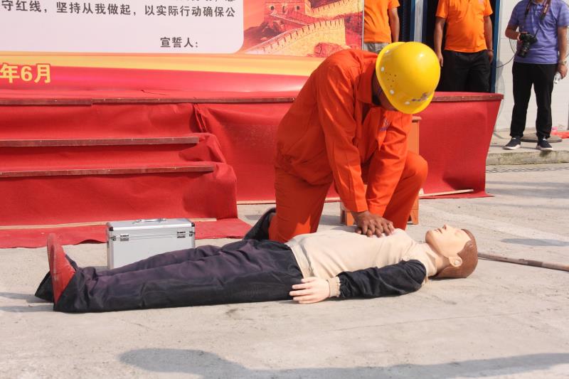 邵阳路桥跨国联动开展支部主题党日----“弘扬生命至上，严守安全红线”(图2)