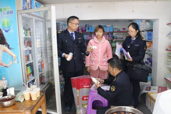 邵阳市食药监局开展“护苗”行动 守护校园食品安全(图2)