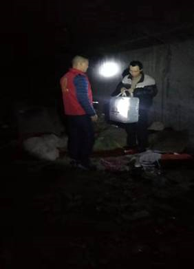 邵阳市救助管理站开展“寒冬送温暖”专项救助行动(图3)