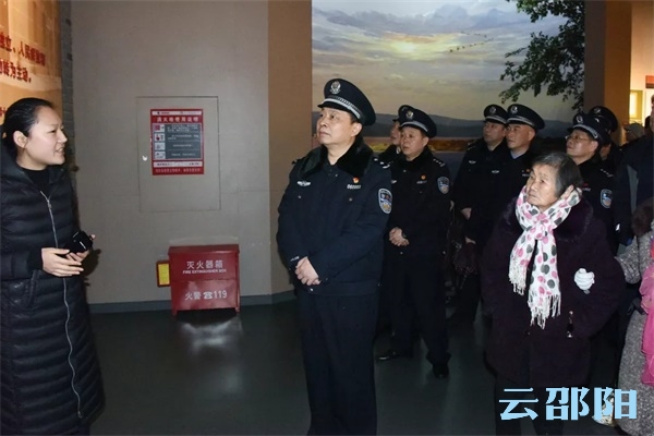 邵阳公安举行“伟人故里寻足迹·筑梦警营践初心”主题党日活动(图3)
