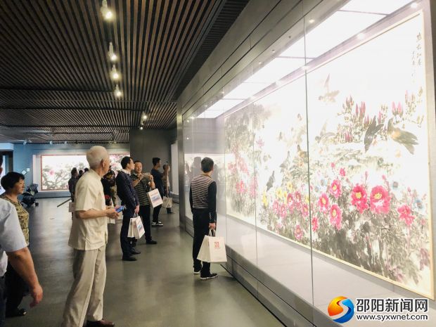 著名画家谭仁向邵阳市博物馆捐赠11幅国画作品(图5)