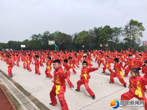 邵阳市中小学积极备战首届校园武术展示活动(图1)