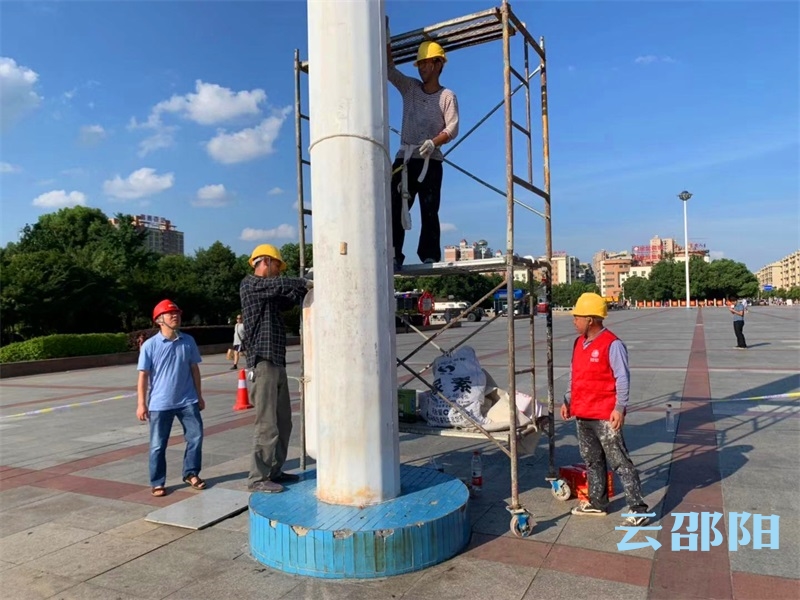 邵阳强化路灯巡检 确保灯明夜亮(图1)