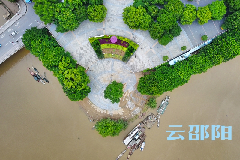 灾后重建家园 邵阳再现美丽画卷(图2)