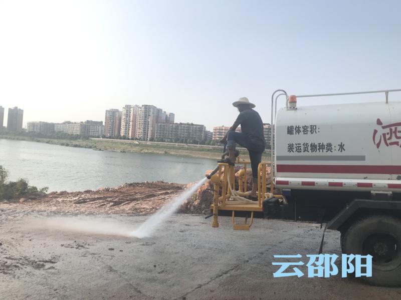 资江南岸防洪堤项目建设分段加速推进(图2)