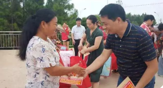 邵阳市社会组织“双千”结对帮扶活动走进邵阳县(图2)