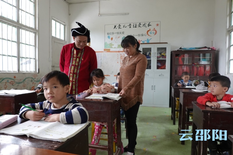 “湖南省最美守法公民”评选结果揭晓 邵阳两人榜上有名(图1)