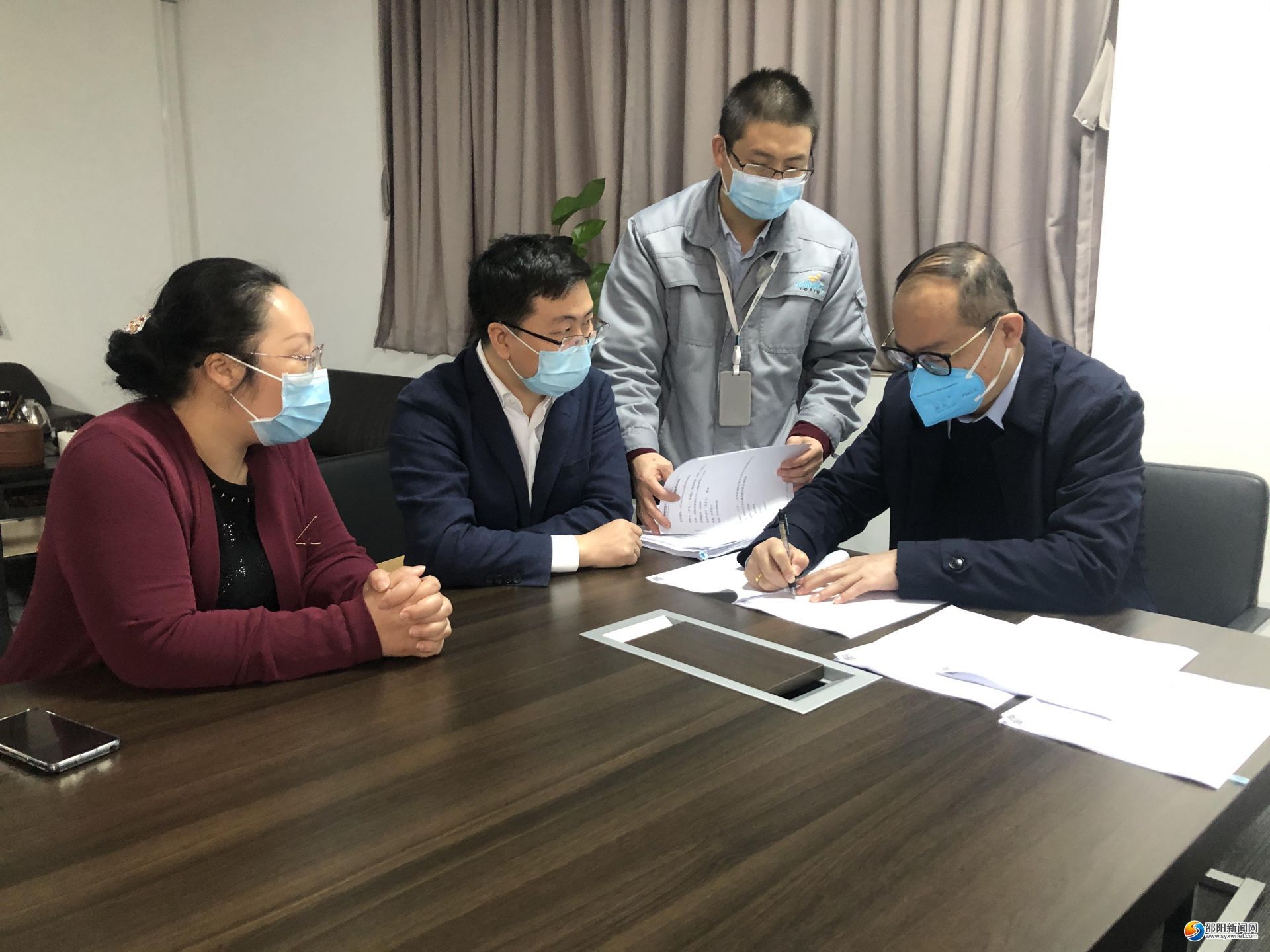 邵阳建行：金融“活水”力促企业复工复产(图1)