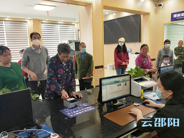 邵阳公安“六个强化”推进指纹补采工作(图6)