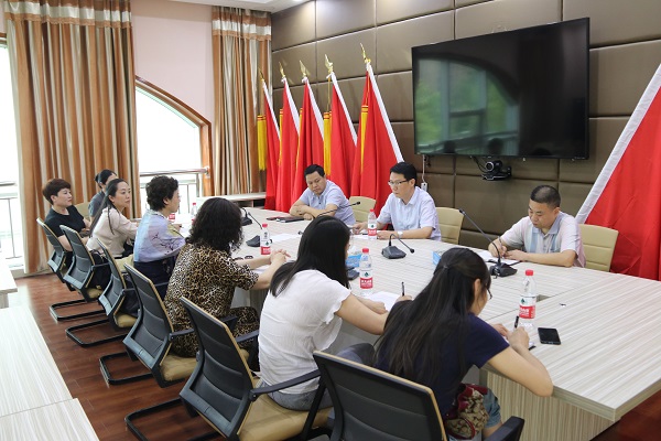 邵阳市市场监督管理局约谈重点场所及重点企业负责人(图1)