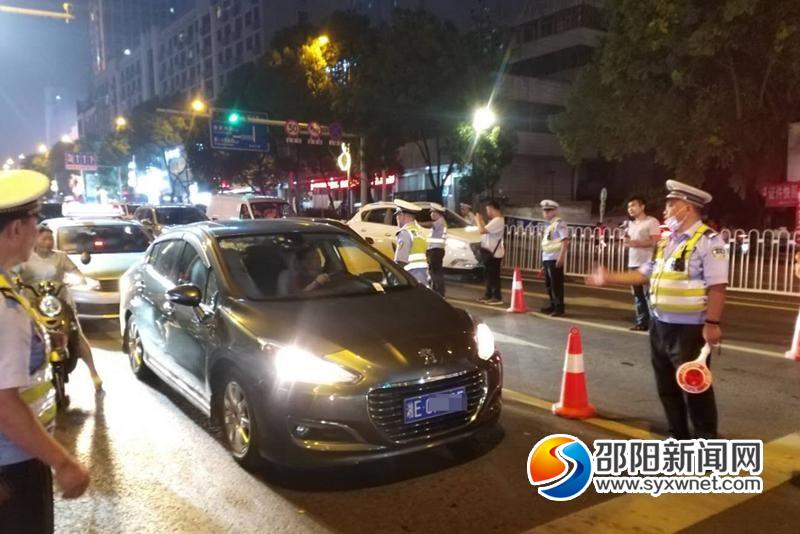 邵阳交警“零容忍”查处酒驾醉驾交通违法犯罪行为(图1)