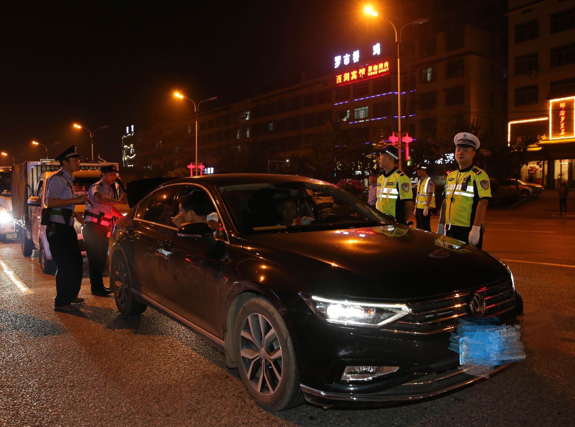 邵阳交警：集中整治确保路畅人安(图1)