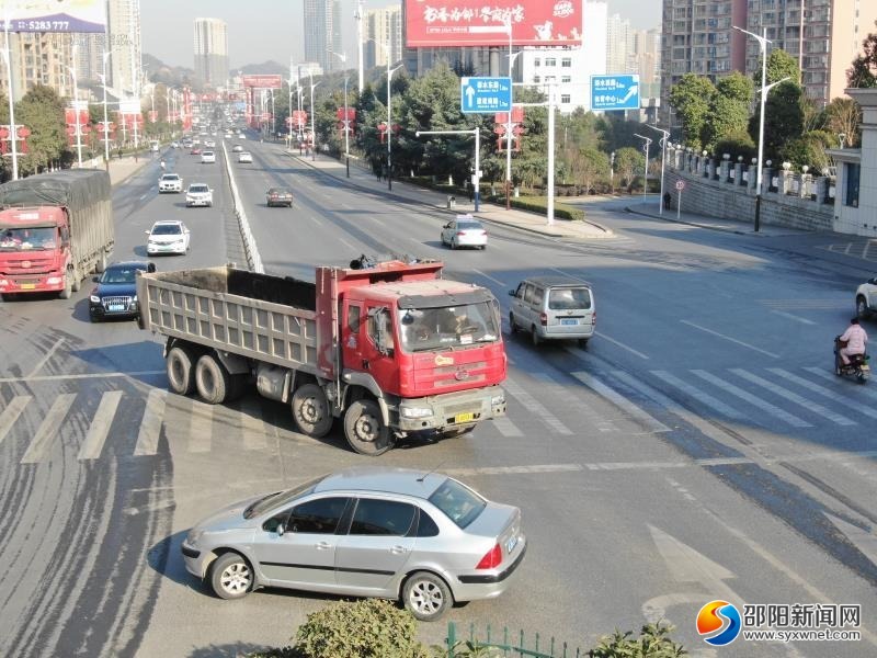 邵阳开启“宝庆天鹰”和“宝庆铁骑”交管新模式(图2)