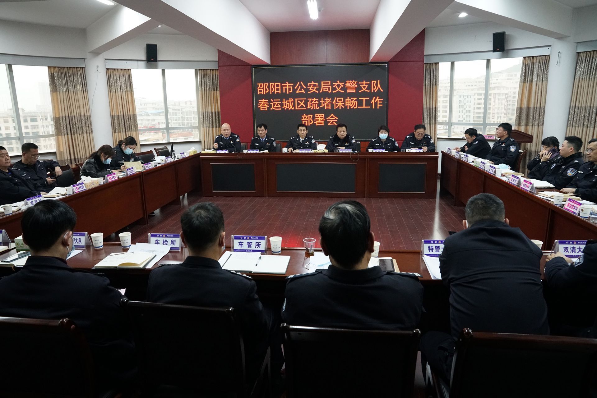 邵阳交警全警上路 全面夯实春运工作(图2)