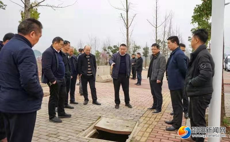 邵阳市城管系统开展“城市管理百日行动”调研(图2)