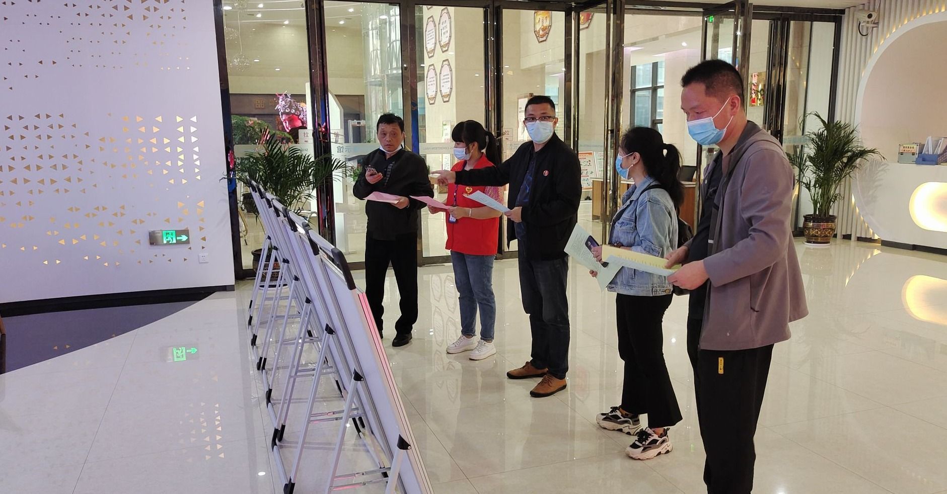 邵阳市自然资源事务中心积极开展信访法治宣传活动(图2)