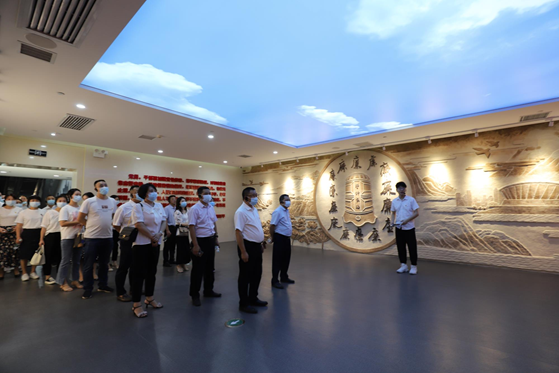 邵阳市脑科医院组织开展廉政警示教育(图3)