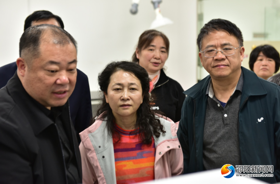 邵阳市本级首家省发制品及皮制品质量监督检验中心通过验收(图2)