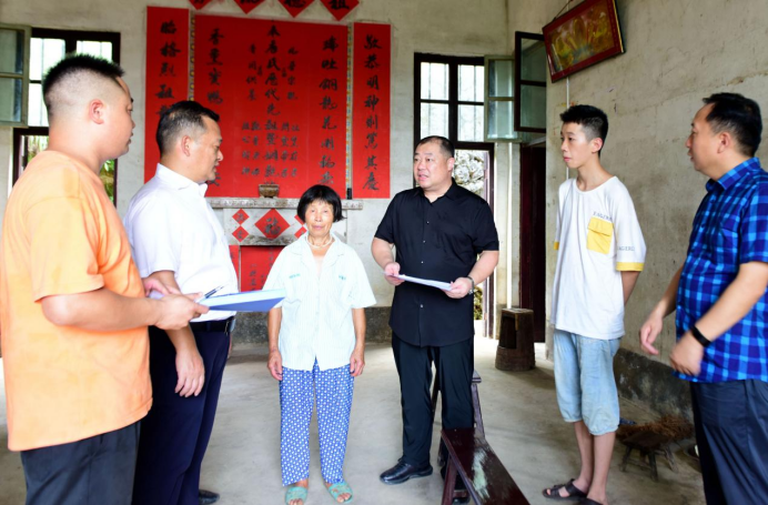 何育新到武冈、新宁调研市场监管工作时强调：突出抓好六个重点 推动市场监管事业高质量发展(图3)