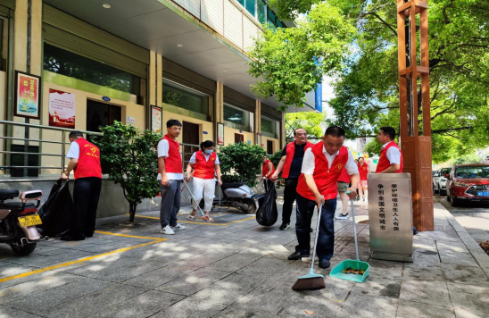 深化党员志愿服务 全面助力创文攻坚(图3)