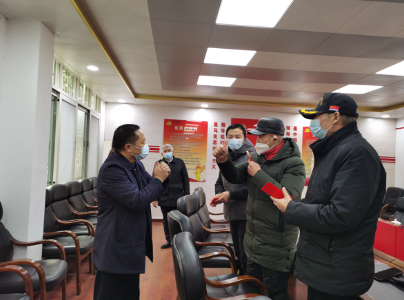 新春慰问彰尊崇 丝丝关怀暖军心——邵阳市退役军人事务局开展春节慰问各族军休干部活动(图2)