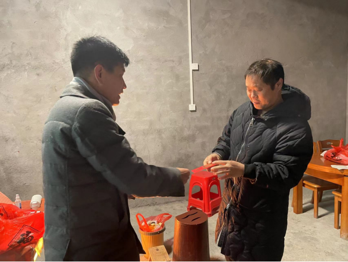 市财政局开展春节前走访慰问困难群众活动(图4)