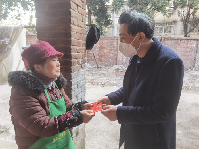 市财政局开展春节前走访慰问困难群众活动(图2)