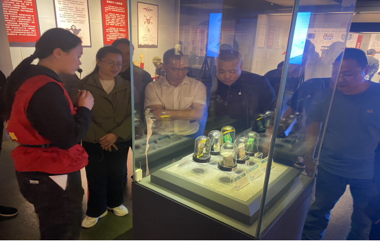 毒品是万恶之源 禁毒需万众一心——邵阳市发改委开展主题禁毒教育活动(图3)