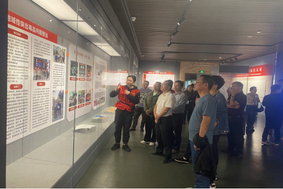 毒品是万恶之源 禁毒需万众一心——邵阳市发改委开展主题禁毒教育活动(图2)