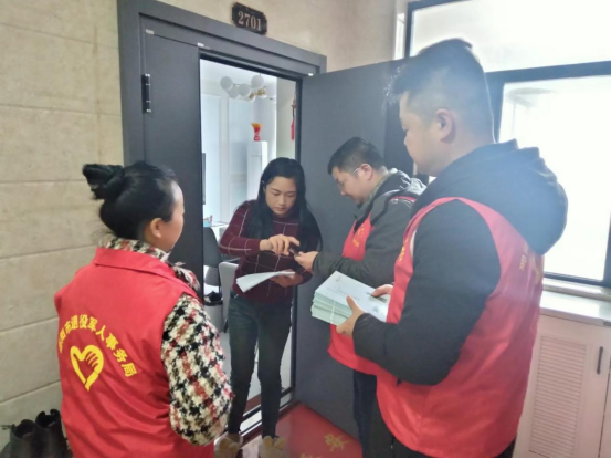文明来敲门 创建入人心 邵阳市退役军人事务局开展“敲门行动”助力文明城市创建(图1)