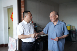 慰问送真情 情暖军休心——邵阳市退役军人事务局开展“八一”走访慰问活动(图3)