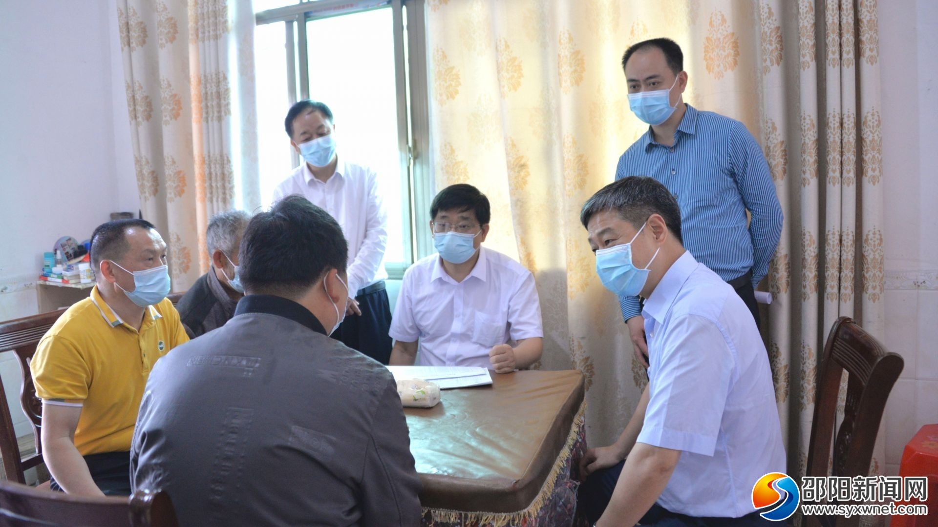 严华在隆回县暗访巩固拓展脱贫攻坚成果同乡村振兴有效衔接工作_邵阳头条网