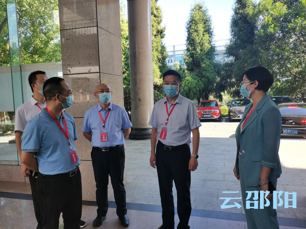龚红果到邵阳市2022年考试录用公务员集中面试考点巡考_邵阳头条网