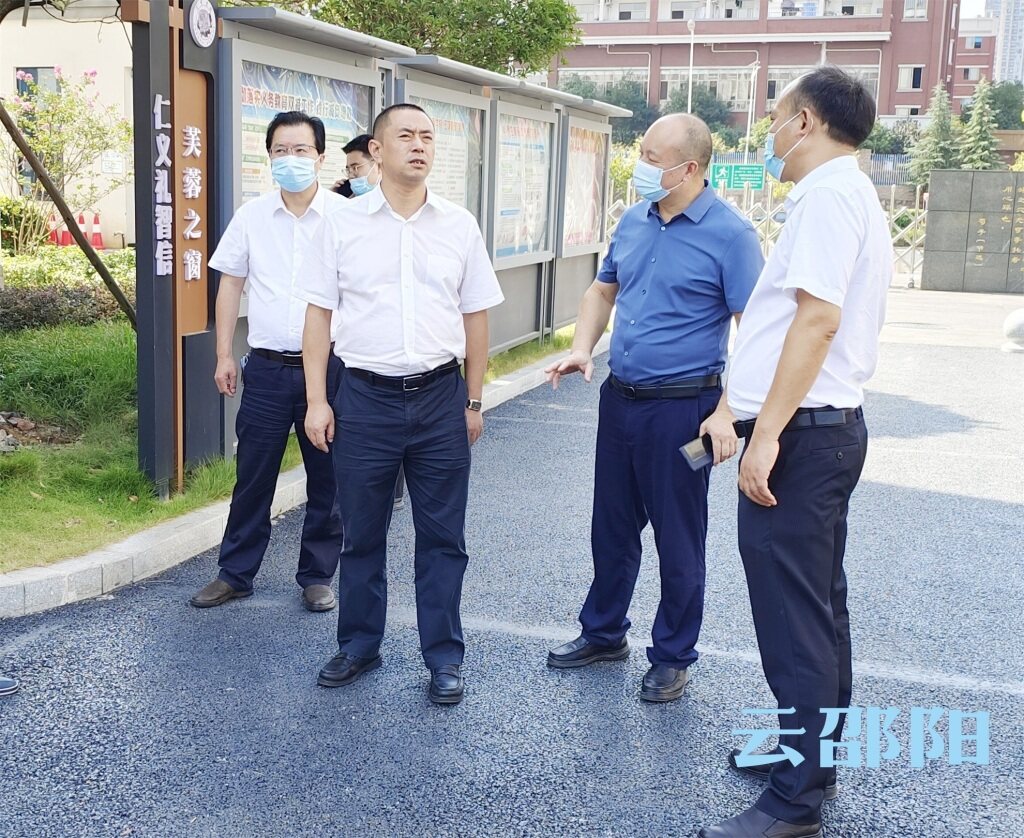 汤立斌走访慰问一线教师和教育工作者_邵阳头条网
