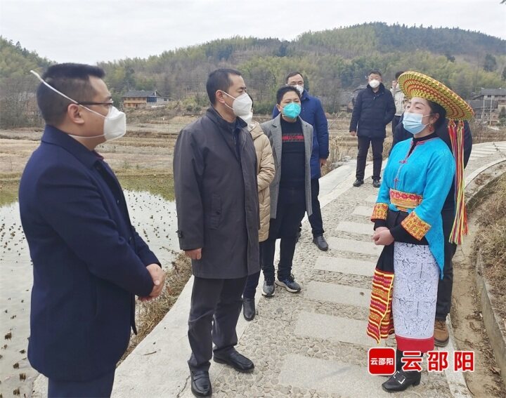 汤立斌到隆回县崇木凼村调研民族团结进步示范创建工作_邵阳头条网