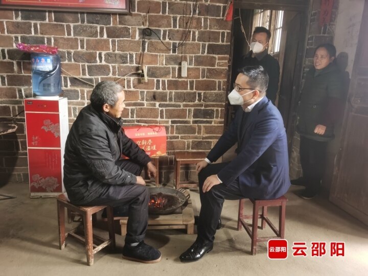 刘亚亮到洞口县高沙镇长江村走访慰问困难群众_邵阳头条网