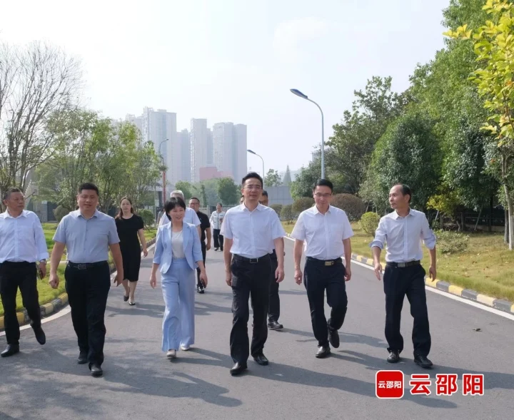 周文到双清区参加市政协“委员活动日”活动_邵阳头条网