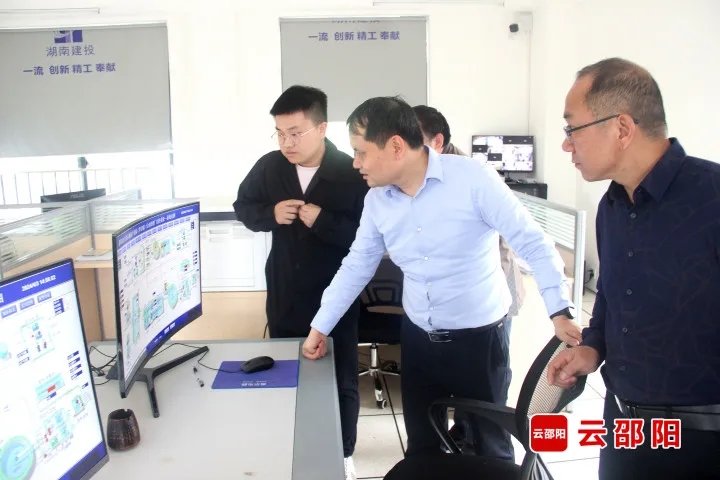 易洪海到檀江河沿岸开展巡河(图2)