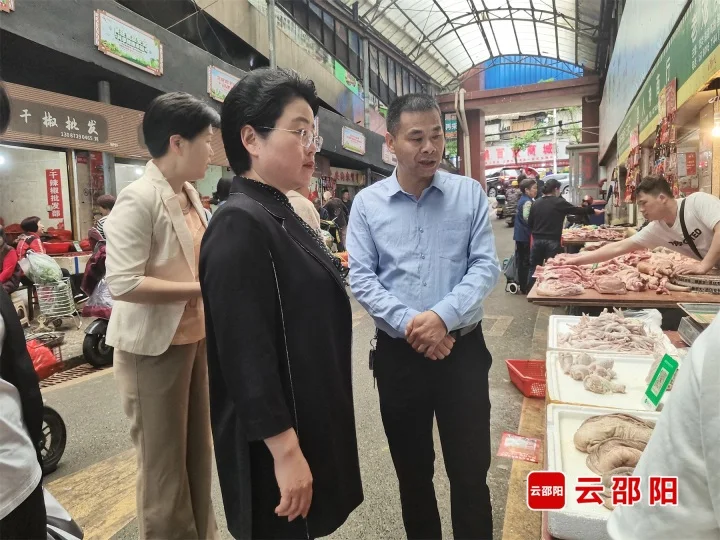 杨志慧到邵阳市区暗访督导城市文明建设工作(图1)
