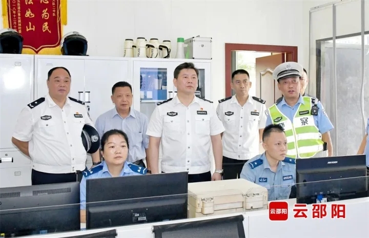 李长跃调研督导道路交通安全和安全生产工作(图1)