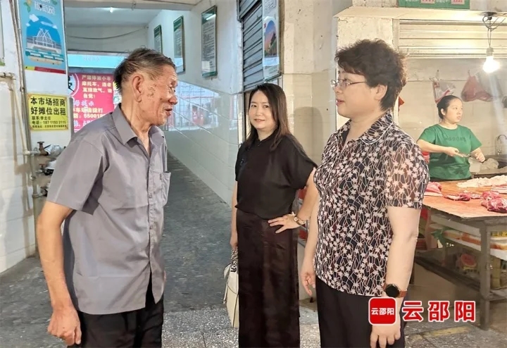 周迎春在邵阳市区督导文明城市建设工作(图1)