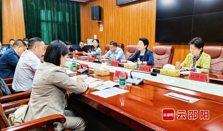 杨志慧在市城区督导调研城市文明建设工作(图1)