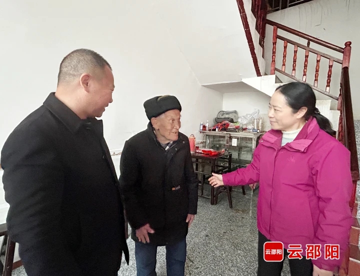 仇珂静到新邵开展春节前走访慰问活动(图3)